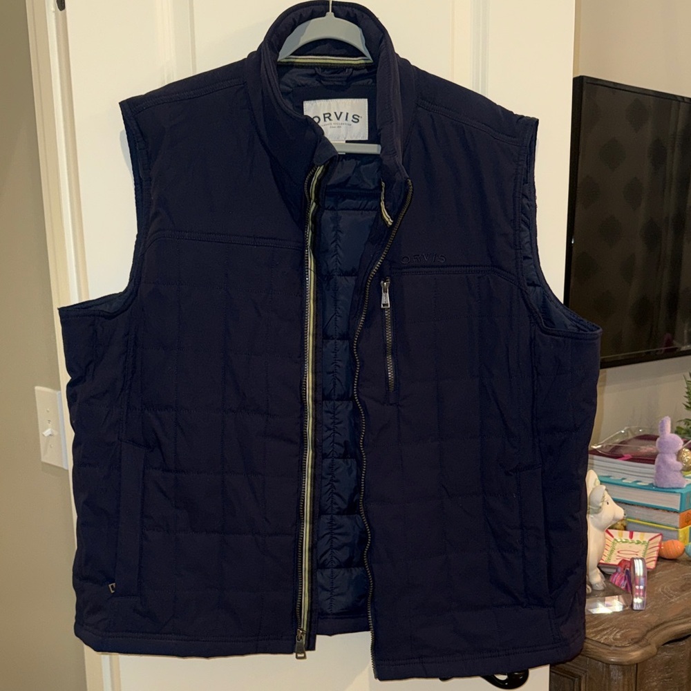 Orvis Men's Dark Blue Quilted Vest
